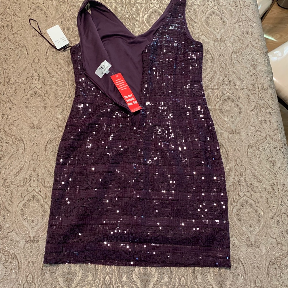SD Collection Dress - Picture 3 of 3